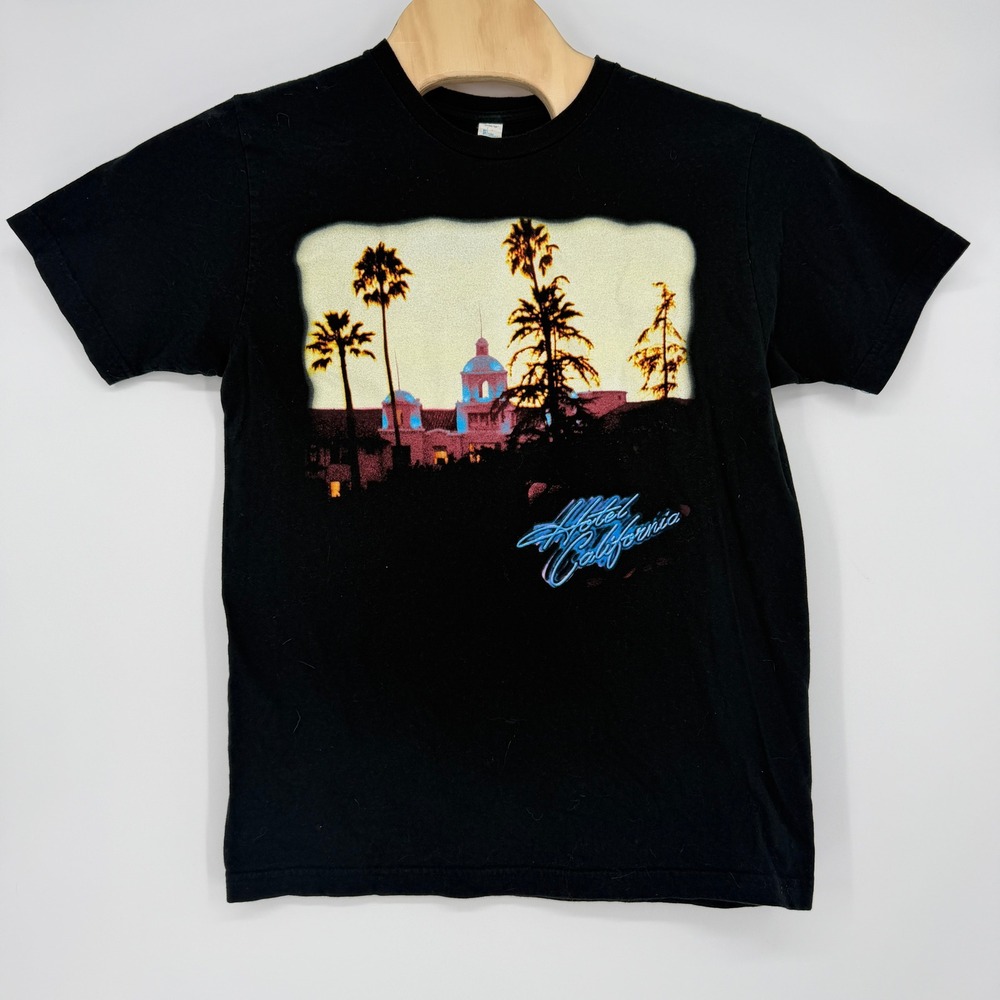 Eagles Hotel California Graphic T-Shirt Black Tultex Rock Band Tee Small